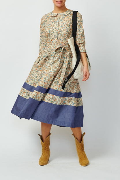 Shirt dress in small flowers and with a navy blue border